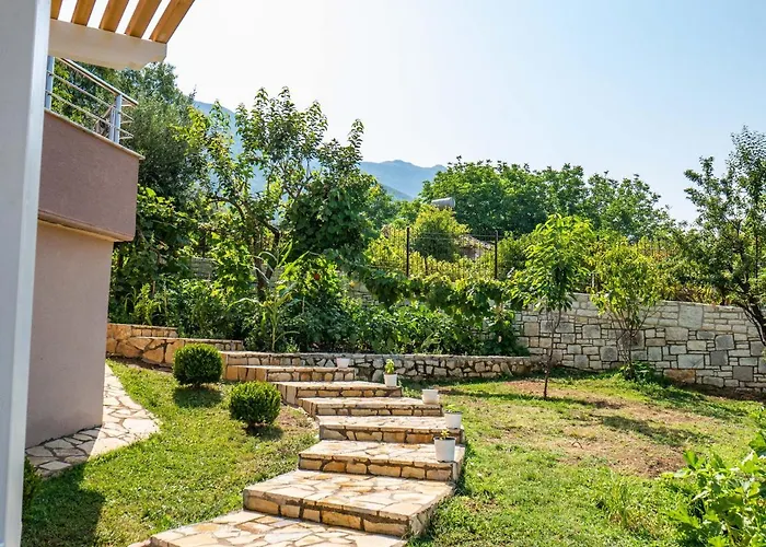 Apartment Nyc Modern & Spacious 5 Min From Seaside Orikum